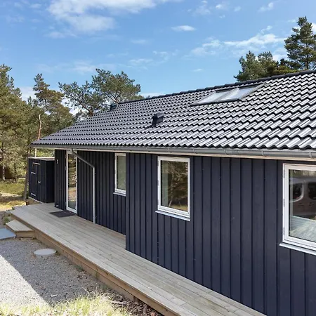 Feriehus Three-bedroom In Nexo