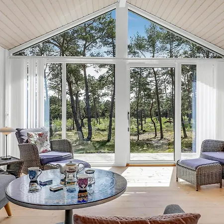 Three-bedroom In Nexo *